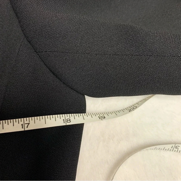 Causal Corner Annex essentials suit coat size 6 solid black with hidden pocket - Picture 11 of 13